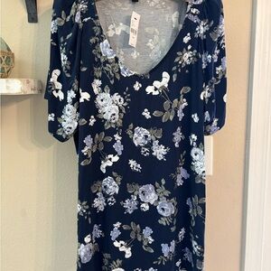 Lane Bryant Navy Floral V-Neck Short Sleeve Top NWT Size 18/20